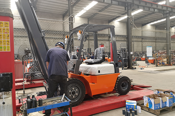 Dogon diesel forklift truck